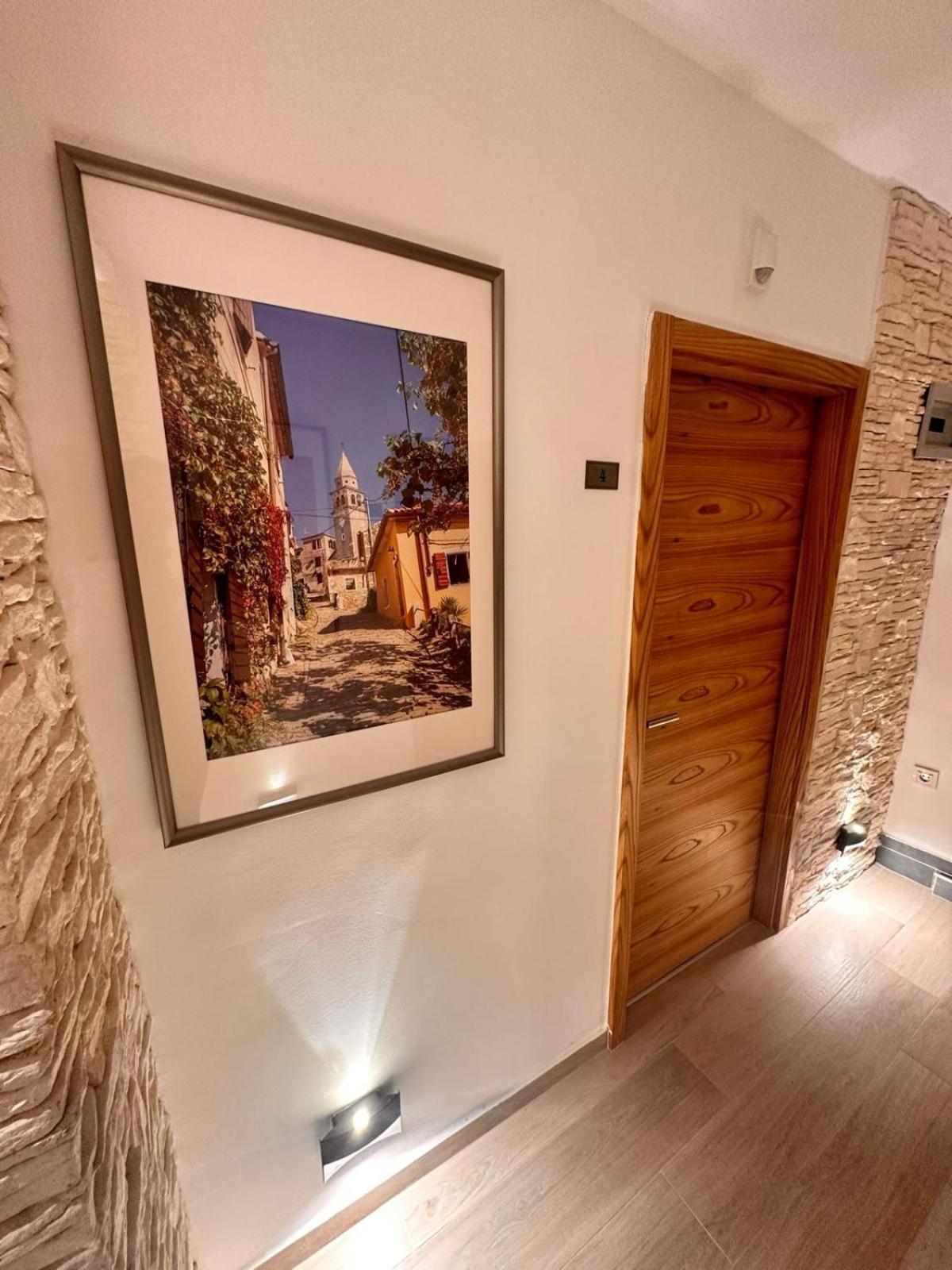 Old City Inn *** プーラ エクステリア 写真
